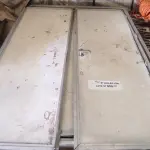 LOTE 058 - 01 LOTE COM 10 PORTAS DUPLAS EM ALUMÍNIO (NO ESTADO, NÃO SABEMOS SE FUNCIONA. LEILÃO NÃO TEM GARANTIA E NEM DEVOLUÇÃO).