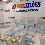 LOTE 037 - 01 LOTE COM VÁRIOS CONTROLES PARA AR CONDICIONADO MARCAS E MODELOS DIVERSOS. (NO ESTADO, LEILÃO NÃO TEM GARANTIA E NEM DEVOLUÇÃO, SUJEITO A POSSÍVEIS AVARIAS VISÍVEIS/OCULTAS E/OU AUSÊNCIA DE COMPONENTES).