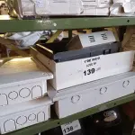 LOTE 139 - 04 QUADROS DE DISTRIBUIÇÃO E 03 CAIXAS DE PASSAGEM INCOMPLETOS. (NO ESTADO, LEILÃO NÃO TEM GARANTIA E NEM DEVOLUÇÃO, SUJEITO A POSSÍVEIS AVARIAS VISÍVEIS/OCULTAS E/OU AUSÊNCIA DE COMPONENTES).