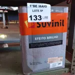 LOTE 133 - 01 LATA DE TEXTURATTO EFEITO BRILHO SUVINIL BASE 24KG. (NO ESTADO, LEILÃO NÃO TEM GARANTIA E NEM DEVOLUÇÃO, SUJEITO A POSSÍVEIS AVARIAS VISÍVEIS/OCULTAS E/OU AUSÊNCIA DE COMPONENTES).