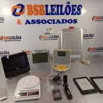 LOTE 059 - 01 LOTE COM PERIFÉRICOS DIVERSOS. (NO ESTADO, LEILÃO NÃO TEM GARANTIA E NEM DEVOLUÇÃO, SUJEITO A POSSÍVEIS AVARIAS VISÍVEIS/OCULTAS E/OU AUSÊNCIA DE COMPONENTES).