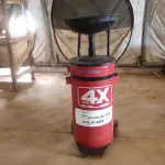 LOTE 025 - 01 COLETOR DE ÓLEO PARA CARRO (NO ESTADO, NÃO SABEMOS SE FUNCIONA. LEILÃO NÃO TEM GARANTIA E NEM DEVOLUÇÃO).