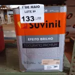 LOTE 133 - 01 LATA DE TEXTURATTO EFEITO BRILHO SUVINIL BASE 24KG. (NO ESTADO, LEILÃO NÃO TEM GARANTIA E NEM DEVOLUÇÃO, SUJEITO A POSSÍVEIS AVARIAS VISÍVEIS/OCULTAS E/OU AUSÊNCIA DE COMPONENTES).