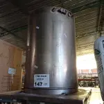 LOTE 147 - 01 TONEL EM AÇO INOX. (NO ESTADO, LEILÃO NÃO TEM GARANTIA E NEM DEVOLUÇÃO, SUJEITO A POSSÍVEIS AVARIAS VISÍVEIS/OCULTAS E/OU AUSÊNCIA DE COMPONENTES).