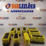 LOTE 130 - 09 BROXAS RETANGULAR SEM OS CABOS. (NO ESTADO, LEILÃO NÃO TEM GARANTIA E NEM DEVOLUÇÃO, SUJEITO A POSSÍVEIS AVARIAS VISÍVEIS/OCULTAS E/OU AUSÊNCIA DE COMPONENTES).