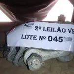LOTE 045 - 20 MOSQUETÕES GALVANIZADOS (NO ESTADO, NÃO SABEMOS SE FUNCIONA. LEILÃO NÃO TEM GARANTIA E NEM DEVOLUÇÃO).