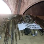 LOTE 023 - 01 CHAVE L 24,04 CHAVES L30 E 05 LIMAS REDONDAS 06 CHAVES L 24,02 CHAVES COMBINADAS 18  (NO ESTADO, NÃO SABEMOS SE FUNCIONA. LEILÃO NÃO TEM GARANTIA E NEM DEVOLUÇÃO).