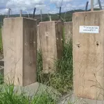 LOTE 077 - 01 LOTE COM 15 SAPATAS DE CONCRETO PARA SUSTENTAÇÃO DE TORRES (NO ESTADO, NÃO SABEMOS SE FUNCIONA. LEILÃO NÃO TEM GARANTIA E NEM DEVOLUÇÃO).