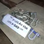 LOTE 049 - 20 MOSQUETÕES GALVANIZADOS (NO ESTADO, NÃO SABEMOS SE FUNCIONA. LEILÃO NÃO TEM GARANTIA E NEM DEVOLUÇÃO).