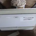 LOTE 028 - 01 AR CONDICIONADO CARRIER 24.000BTUS  (NO ESTADO, NÃO SABEMOS SE FUNCIONA. LEILÃO NÃO TEM GARANTIA E NEM DEVOLUÇÃO).