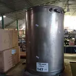 LOTE 147 - 01 TONEL EM AÇO INOX. (NO ESTADO, LEILÃO NÃO TEM GARANTIA E NEM DEVOLUÇÃO, SUJEITO A POSSÍVEIS AVARIAS VISÍVEIS/OCULTAS E/OU AUSÊNCIA DE COMPONENTES).