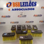 LOTE 184 - 09 BROXAS RETANGULAR SEM OS CABOS. (NO ESTADO, LEILÃO NÃO TEM GARANTIA E NEM DEVOLUÇÃO, SUJEITO A POSSÍVEIS AVARIAS VISÍVEIS/OCULTAS E/OU AUSÊNCIA DE COMPONENTES).