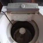 LOTE 413 - 01 MÁQUINA DE LAVAR MARCA BRASTEMP CAP 11KG 220V. (NO ESTADO, LEILÃO NÃO TEM GARANTIA E NEM DEVOLUÇÃO, SUJEITO A POSSÍVEIS AVARIAS VISÍVEIS/OCULTAS E/OU AUSÊNCIA DE COMPONENTES).
