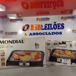 LOTE 322 - 02 CHURRASQUEIRAS ELÉTRICAS MARCAS MONDIAL MODELOS DIVERSOS SENDO 01 127V E OUTRA 220V. (NO ESTADO, LEILÃO NÃO TEM GARANTIA E NEM DEVOLUÇÃO, SUJEITO A POSSÍVEIS AVARIAS VISÍVEIS/OCULTAS E/OU AUSÊNCIA DE COMPONENTES).