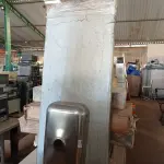 LOTE 262 - 01 PIA EM AÇO INOX CIMENTADA MEDINDO 2,00M X 0,53CM. (NO ESTADO, LEILÃO NÃO TEM GARANTIA E NEM DEVOLUÇÃO, SUJEITO A POSSÍVEIS AVARIAS VISÍVEIS/OCULTAS E/OU AUSÊNCIA DE COMPONENTES).