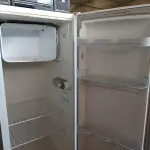 LOTE 477 - 01 GELADEIRA MARCA CÔNSUL 220V. (NO ESTADO, LEILÃO NÃO TEM GARANTIA E NEM DEVOLUÇÃO, SUJEITO A POSSÍVEIS AVARIAS VISÍVEIS/OCULTAS E/OU AUSÊNCIA DE COMPONENTES).