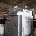 LOTE 368 - 01 IMPRESSORA MULTIFUNCIONAL MARCA SAMSUNG MODELO 6555NX. (NO ESTADO, LEILÃO NÃO TEM GARANTIA E NEM DEVOLUÇÃO, SUJEITO A POSSÍVEIS AVARIAS VISÍVEIS/OCULTAS E/OU AUSÊNCIA DE COMPONENTES).