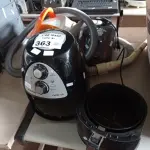 LOTE 363 - 01 AIR FRY MARCA MONDIAL 220V E 02 ASPIRADORES DE PÓ MARCAS E MODELOS DIVERSOS.  (NO ESTADO, LEILÃO NÃO TEM GARANTIA E NEM DEVOLUÇÃO, SUJEITO A POSSÍVEIS AVARIAS VISÍVEIS/OCULTAS E/OU AUSÊNCIA DE COMPONENTES).