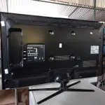 LOTE 481 - 01 TV SAMSUNG 40” POL PARA RETIRADA DE PEÇAS. (NO ESTADO, LEILÃO NÃO TEM GARANTIA E NEM DEVOLUÇÃO, SUJEITO A POSSÍVEIS AVARIAS VISÍVEIS/OCULTAS E/OU AUSÊNCIA DE COMPONENTES).