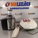 LOTE 269 - 01 JUICER E 01 SANDUICHEIRA MARCAS E MODELOS DIVERSOS. (NO ESTADO, LEILÃO NÃO TEM GARANTIA E NEM DEVOLUÇÃO, SUJEITO A POSSÍVEIS AVARIAS VISÍVEIS/OCULTAS E/OU AUSÊNCIA DE COMPONENTES).