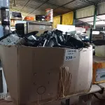 LOTE 339 - 01 LOTE COM GRANDE QUANTIDADE DE CAIXINHAS DE SOM PARA HOME THEATER E APARELHOS DE TELEFONE MARCAS E MODELOS DIVERSOS. (NO ESTADO, LEILÃO NÃO TEM GARANTIA E NEM DEVOLUÇÃO, SUJEITO A POSSÍVEIS AVARIAS VISÍVEIS/OCULTAS E/OU AUSÊNCIA DE COMPONENTES).