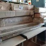 LOTE 261 - 01 LOTE COM VÁRIAS PEÇAS DE MOVEIS DIVERSOS DESMONTADAS. (NO ESTADO, LEILÃO NÃO TEM GARANTIA E NEM DEVOLUÇÃO, SUJEITO A POSSÍVEIS AVARIAS VISÍVEIS/OCULTAS E/OU AUSÊNCIA DE COMPONENTES).