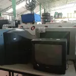 LOTE 438 - 03 TV’S DE TUBO MARCAS E MODELOS DIVERSOS. (NO ESTADO, LEILÃO NÃO TEM GARANTIA E NEM DEVOLUÇÃO, SUJEITO A POSSÍVEIS AVARIAS VISÍVEIS/OCULTAS E/OU AUSÊNCIA DE COMPONENTES).