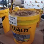 LOTE 252 - 01 BALDE DE VEDACIT, ADITIVO PLASTIFICANTE CONCENTRADO PARA ARGAMASSAS DE ASSENTAMENTO E REBOCO CONVENCIONAL 18L. (NO ESTADO, LEILÃO NÃO TEM GARANTIA E NEM DEVOLUÇÃO, SUJEITO A POSSÍVEIS AVARIAS VISÍVEIS/OCULTAS E/OU AUSÊNCIA DE COMPONENTES).