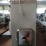 LOTE 445 - 01 PIA EM AÇO INOX CIMENTADA MEDINDO 1,50M X 0,53CM. (NO ESTADO, LEILÃO NÃO TEM GARANTIA E NEM DEVOLUÇÃO, SUJEITO A POSSÍVEIS AVARIAS VISÍVEIS/OCULTAS E/OU AUSÊNCIA DE COMPONENTES).