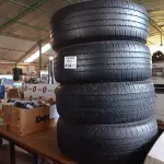 LOTE 414 - 04 PNEUS USADOS PARA CAMIONETE 265/60/18. (NO ESTADO, LEILÃO NÃO TEM GARANTIA E NEM DEVOLUÇÃO, SUJEITO A POSSÍVEIS AVARIAS VISÍVEIS/OCULTAS E/OU AUSÊNCIA DE COMPONENTES).