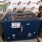 LOTE 273 - 02 CAIXAS PARA FERRAMENTAS EM MADEIRA. (NO ESTADO, LEILÃO NÃO TEM GARANTIA E NEM DEVOLUÇÃO, SUJEITO A POSSÍVEIS AVARIAS VISÍVEIS/OCULTAS E/OU AUSÊNCIA DE COMPONENTES).