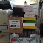 LOTE 463 - 01 LOTE COM GRANDE QUANTIDADE DE DVD E FITAS VHS DE TÍTULOS DIVERSOS. (NO ESTADO, LEILÃO NÃO TEM GARANTIA E NEM DEVOLUÇÃO, SUJEITO A POSSÍVEIS AVARIAS VISÍVEIS/OCULTAS E/OU AUSÊNCIA DE COMPONENTES).