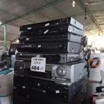 LOTE 484 - 05 VIDEOCASSETES E 05 APARELHOS DE DVD MARCAS E MODELOS DIVERSOS. (NO ESTADO, LEILÃO NÃO TEM GARANTIA E NEM DEVOLUÇÃO, SUJEITO A POSSÍVEIS AVARIAS VISÍVEIS/OCULTAS E/OU AUSÊNCIA DE COMPONENTES).