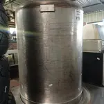LOTE 311 - 01 TONEL EM AÇO INOX. (NO ESTADO, LEILÃO NÃO TEM GARANTIA E NEM DEVOLUÇÃO, SUJEITO A POSSÍVEIS AVARIAS VISÍVEIS/OCULTAS E/OU AUSÊNCIA DE COMPONENTES).