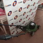 LOTE 196 - 01 CORTADOR DE GRAMA ELÉTRICO MARCA TRAPP MODELO MC-35L. (NO ESTADO, LEILÃO NÃO TEM GARANTIA E NEM DEVOLUÇÃO, SUJEITO A POSSÍVEIS AVARIAS VISÍVEIS/OCULTAS E/OU AUSÊNCIA DE COMPONENTES).