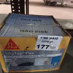 LOTE 177 - 01 CAIXA DE SIKA TOP FLEX, REVESTIMENTO IMPERMEABILIZANTE FLEXÍVEL. (NO ESTADO, LEILÃO NÃO TEM GARANTIA E NEM DEVOLUÇÃO, SUJEITO A POSSÍVEIS AVARIAS VISÍVEIS/OCULTAS E/OU AUSÊNCIA DE COMPONENTES).