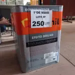 LOTE 250 - 01 LATA DE TEXTURATTO EFEITO BRILHO SUVINIL BASE 24KG. (NO ESTADO, LEILÃO NÃO TEM GARANTIA E NEM DEVOLUÇÃO, SUJEITO A POSSÍVEIS AVARIAS VISÍVEIS/OCULTAS E/OU AUSÊNCIA DE COMPONENTES).