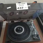 LOTE 437 - 01 TOCA DISCOS PALM BD-3.000L E 01 CAIXA DE SOM. (NO ESTADO, LEILÃO NÃO TEM GARANTIA E NEM DEVOLUÇÃO, SUJEITO A POSSÍVEIS AVARIAS VISÍVEIS/OCULTAS E/OU AUSÊNCIA DE COMPONENTES).
