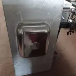 LOTE 373 - 01 PIA EM AÇO INOX CIMENTADO MEDINDO 1,80M X 0,53CM. (NO ESTADO, LEILÃO NÃO TEM GARANTIA E NEM DEVOLUÇÃO, SUJEITO A POSSÍVEIS AVARIAS VISÍVEIS/OCULTAS E/OU AUSÊNCIA DE COMPONENTES).