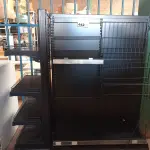 LOTE 442 - 01 EXPOSITOR DE MERCADORIAS EM METAL. (NO ESTADO, LEILÃO NÃO TEM GARANTIA E NEM DEVOLUÇÃO, SUJEITO A POSSÍVEIS AVARIAS VISÍVEIS/OCULTAS E/OU AUSÊNCIA DE COMPONENTES).
