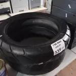 LOTE 335 - 02 PNEUS DE MOTO USADOS NAS MEDIDAS 150/70/17 E 170/60/17. (NO ESTADO, LEILÃO NÃO TEM GARANTIA E NEM DEVOLUÇÃO, SUJEITO A POSSÍVEIS AVARIAS VISÍVEIS/OCULTAS E/OU AUSÊNCIA DE COMPONENTES).