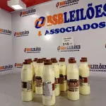 LOTE 215 - 12 TUBOS DE COLA PARA MADEIRA 250G. (NO ESTADO, LEILÃO NÃO TEM GARANTIA E NEM DEVOLUÇÃO, SUJEITO A POSSÍVEIS AVARIAS VISÍVEIS/OCULTAS E/OU AUSÊNCIA DE COMPONENTES).