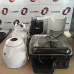 LOTE 469 - 01 GRILL, 01 CAFETEIRA, 01CHALEIRA ELÉTRICA E 04 BASES DE LIQUIDIFICADOR INCOMPLETOS MARCAS E MODELOS DIVERSOS PARA RETIRADA DE PEÇAS. (NO ESTADO, LEILÃO NÃO TEM GARANTIA E NEM DEVOLUÇÃO, SUJEITO A POSSÍVEIS AVARIAS VISÍVEIS/OCULTAS E/OU AUSÊNCIA DE COMPONENTES).