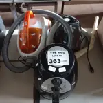 LOTE 363 - 01 AIR FRY MARCA MONDIAL 220V E 02 ASPIRADORES DE PÓ MARCAS E MODELOS DIVERSOS.  (NO ESTADO, LEILÃO NÃO TEM GARANTIA E NEM DEVOLUÇÃO, SUJEITO A POSSÍVEIS AVARIAS VISÍVEIS/OCULTAS E/OU AUSÊNCIA DE COMPONENTES).