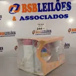 LOTE 244 - 01 KIT POLIPAR MULTIUSO ESMALTE PU INTERIORES/EXTERIORES CONTENDO: 01 GALÃO DE ESMALTE PU 2,7L BRILHANTE BRANCO, 01 LATA DE CATALISADOR 900ML E 01 LATA DE DILUENTE 900ML. (NO ESTADO, LEILÃO NÃO TEM GARANTIA E NEM DEVOLUÇÃO, SUJEITO A POSSÍVEIS AVARIAS VISÍVEIS/OCULTAS E/OU AUSÊNCIA DE COMPONENTES).