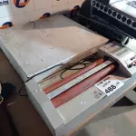 LOTE 488 - 01 GAVETA PARA CAIXA E 01 PLASTIFICADORA DE DOCUMENTOS. (NO ESTADO, LEILÃO NÃO TEM GARANTIA E NEM DEVOLUÇÃO, SUJEITO A POSSÍVEIS AVARIAS VISÍVEIS/OCULTAS E/OU AUSÊNCIA DE COMPONENTES).