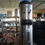 LOTE 265 - 01 BEBEDOURO PARA GARRAFÃO EM AÇO ESCOVADO 110V. (NO ESTADO, LEILÃO NÃO TEM GARANTIA E NEM DEVOLUÇÃO, SUJEITO A POSSÍVEIS AVARIAS VISÍVEIS/OCULTAS E/OU AUSÊNCIA DE COMPONENTES).