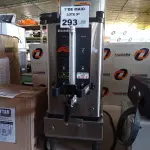 LOTE 293 - 01 CAFETEIRA INDUSTRIAL. (NO ESTADO, LEILÃO NÃO TEM GARANTIA E NEM DEVOLUÇÃO, SUJEITO A POSSÍVEIS AVARIAS VISÍVEIS/OCULTAS E/OU AUSÊNCIA DE COMPONENTES).