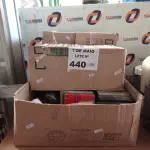 LOTE 440 - 01 LOTE COM GRANDE QUANTIDADE DE DVD E FITAS CASSETE DE TÍTULOS DIVERSOS. (NO ESTADO, LEILÃO NÃO TEM GARANTIA E NEM DEVOLUÇÃO, SUJEITO A POSSÍVEIS AVARIAS VISÍVEIS/OCULTAS E/OU AUSÊNCIA DE COMPONENTES).