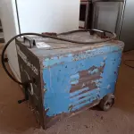 LOTE 479 - 01 MÁQUINA DE SOLDA BOXER JET 325 INCOMPLETA.  (NO ESTADO, LEILÃO NÃO TEM GARANTIA E NEM DEVOLUÇÃO, SUJEITO A POSSÍVEIS AVARIAS VISÍVEIS/OCULTAS E/OU AUSÊNCIA DE COMPONENTES).